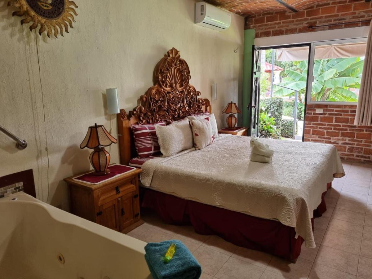 Casa De La Abuela Bed & Breakfast Ajijic Ngoại thất bức ảnh