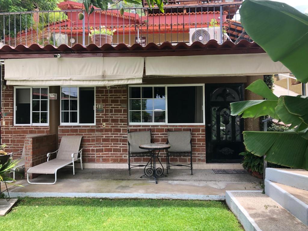 Casa De La Abuela Bed & Breakfast Ajijic Ngoại thất bức ảnh