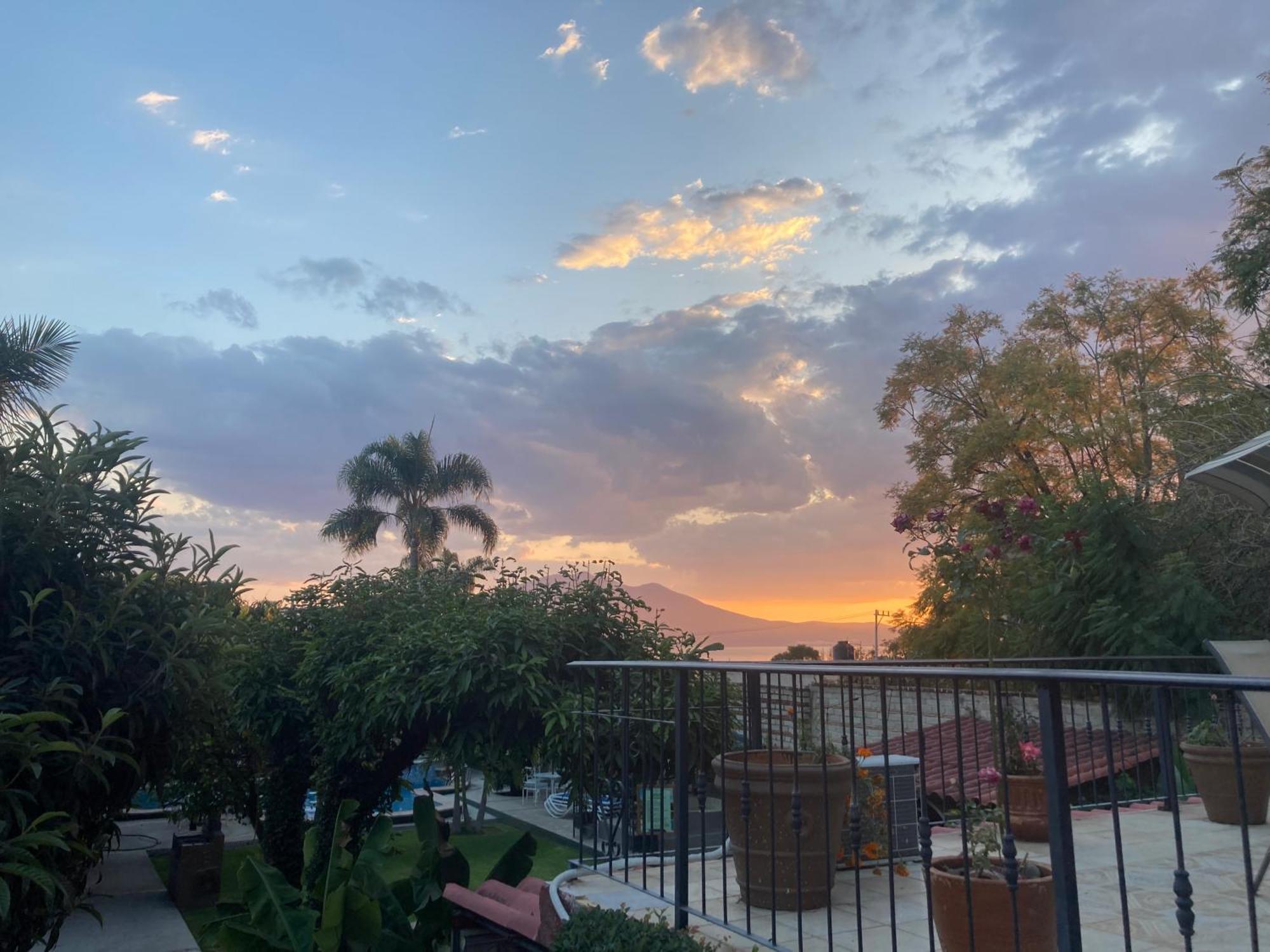 Casa De La Abuela Bed & Breakfast Ajijic Ngoại thất bức ảnh